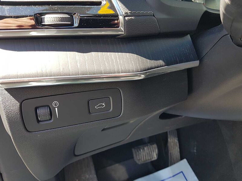 Volvo  T6 AWD Inscription (6-Seat) l CPO l MAY SPECIAL